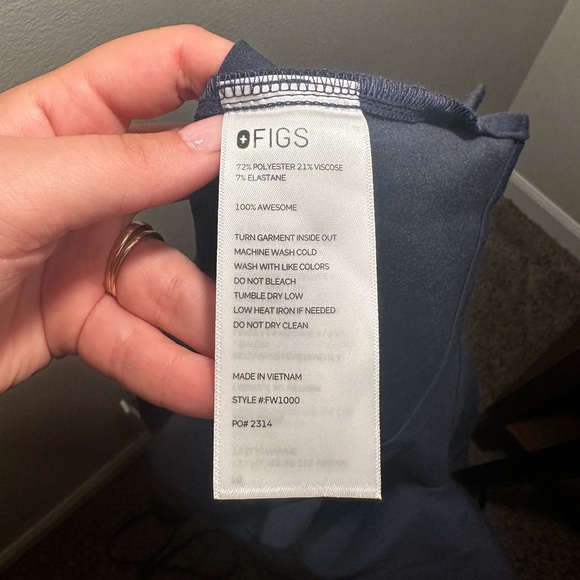 Figs Scrub Set - Picture 2 of 3